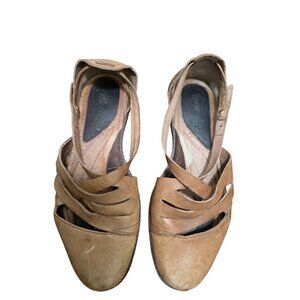 Patagonia Women's Mary Jane Tan Leather Strappy Sandals Buckle Closure Size 8